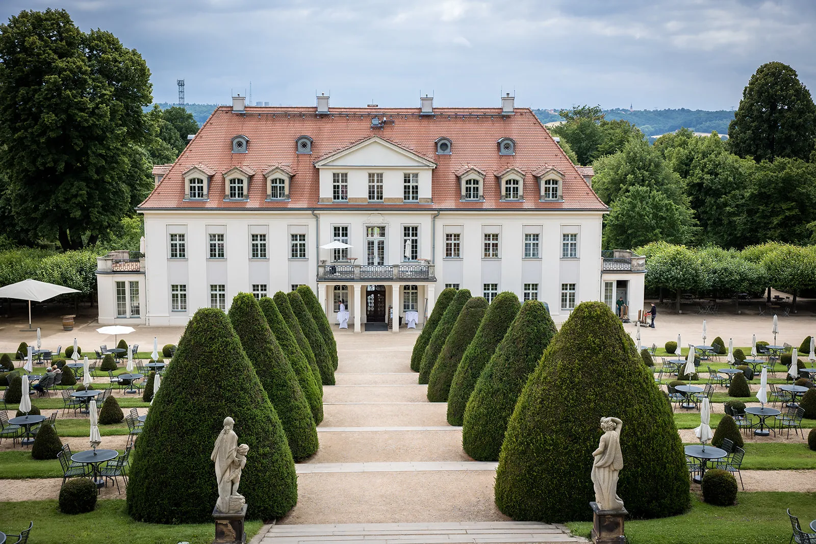 Blick vom Belvedere richtung Schloss Wackerbarth