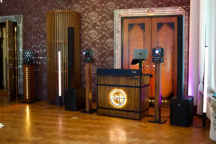 DJ Technik auf einer Hochzeit