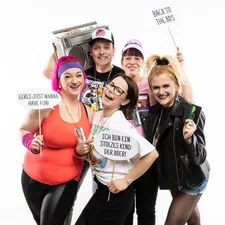 80er Jahre Fotobox Requisiten